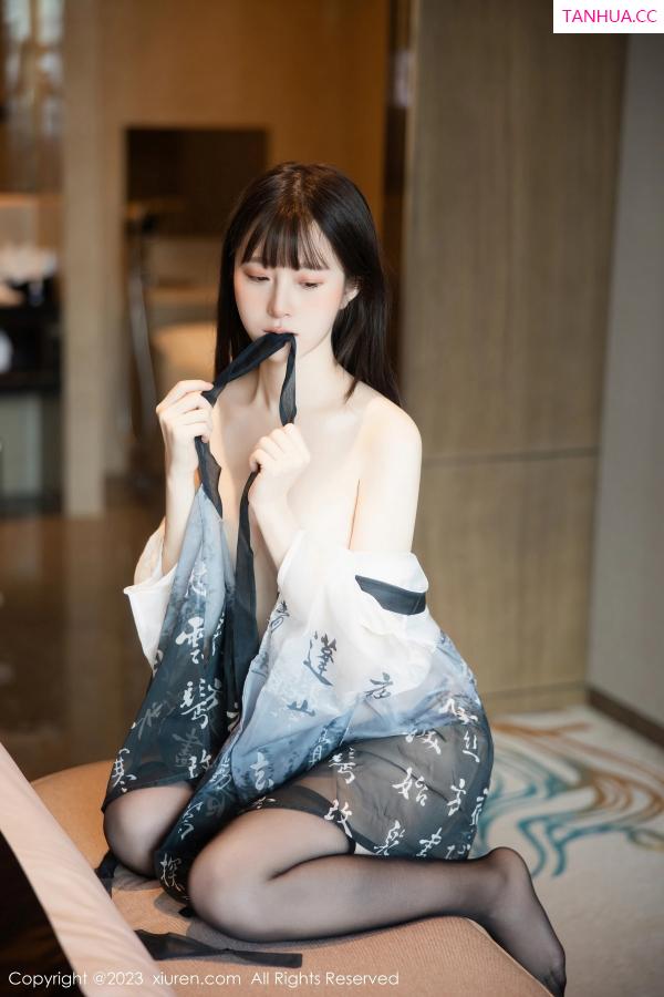   [XiuRen]高清写真图 2023.09.28 No.7459 林悠悠 黑丝美腿第79张图片